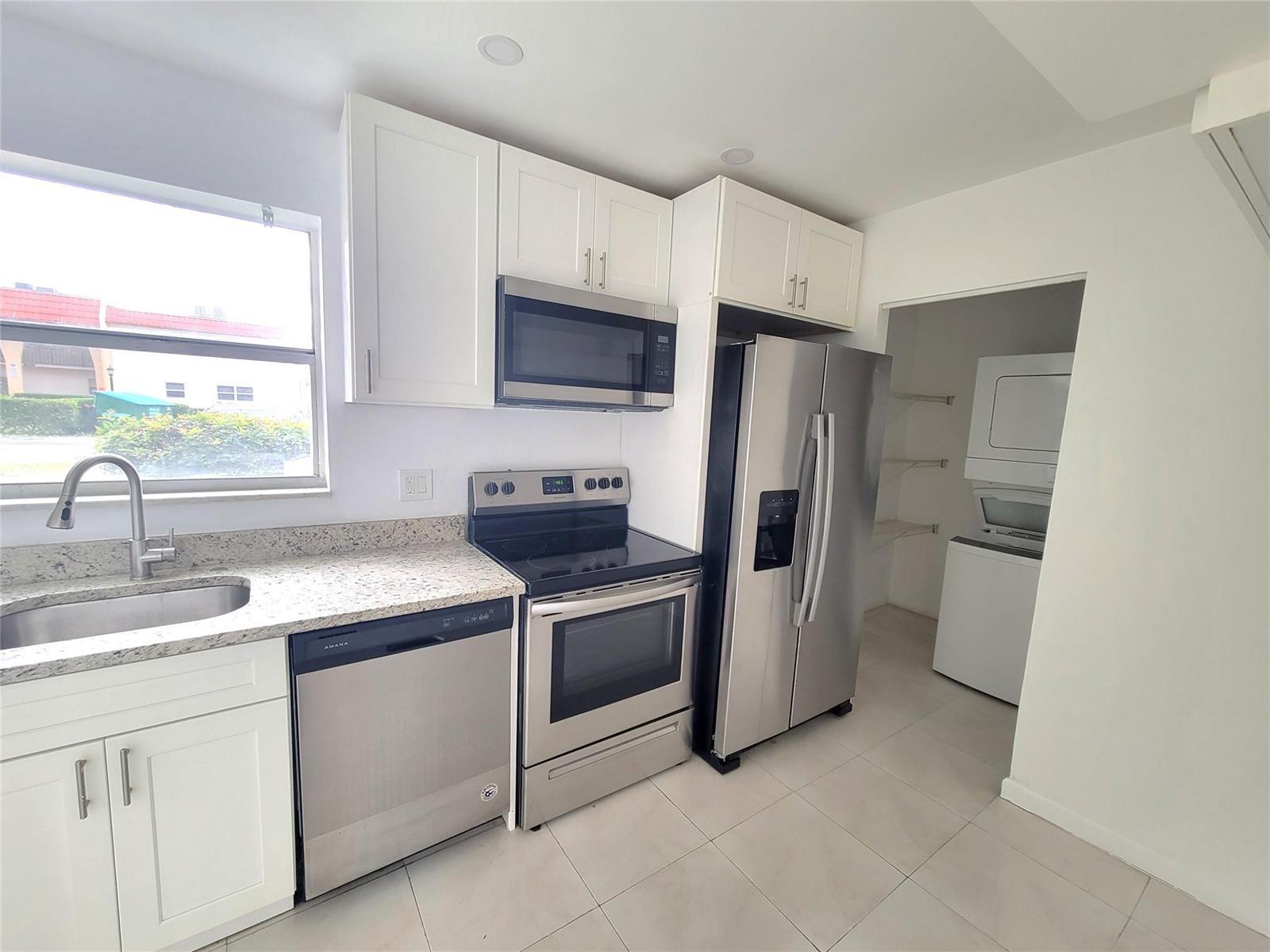 497 Lake Dora Drive # 497, West Palm Beach FL 33411 photo 2