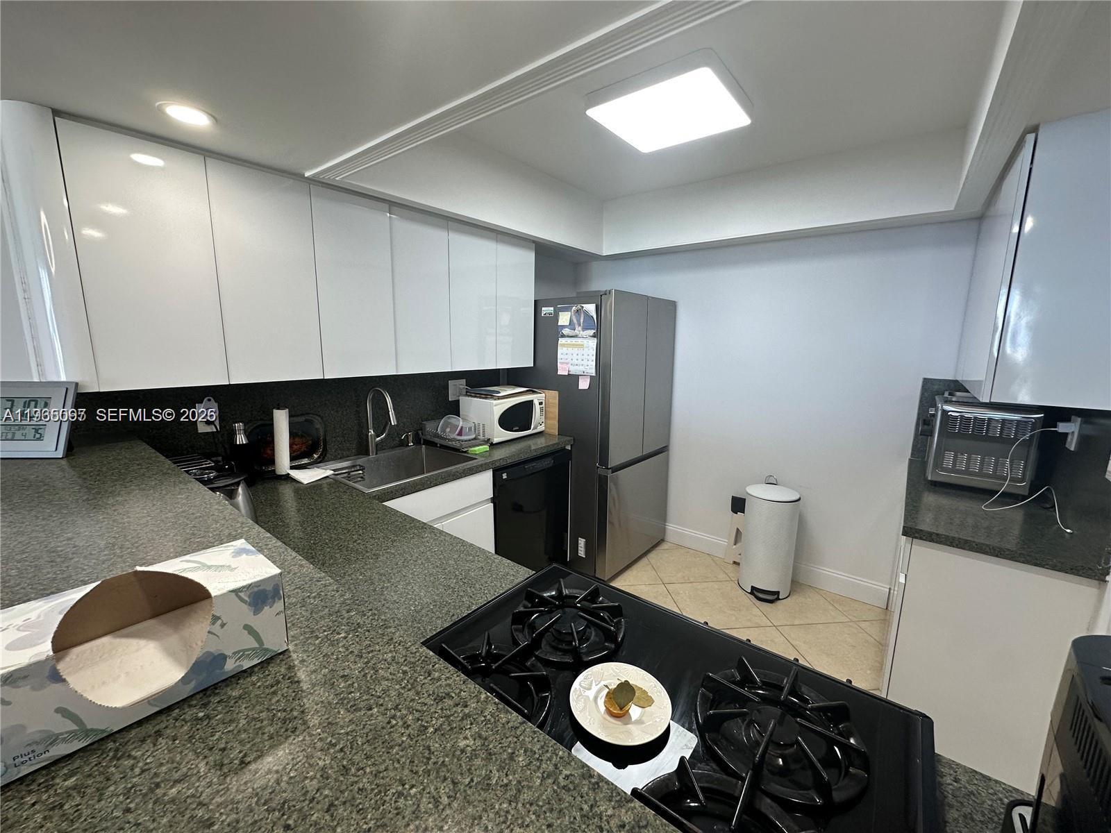 2030 S Ocean Dr # 2217, Hallandale Beach FL 33009 photo 4