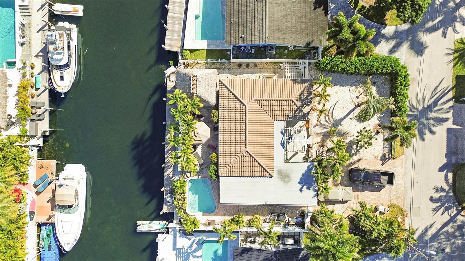2401 SE 12th Street, Pompano Beach FL 33062