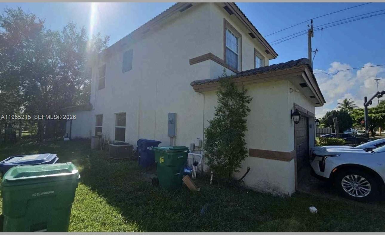 Lauderhill, FL 33313 photo 2