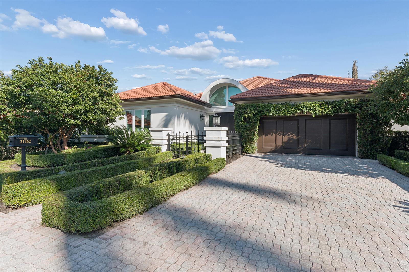 21262 Harrow Court, Boca Raton FL 33433 photo 2