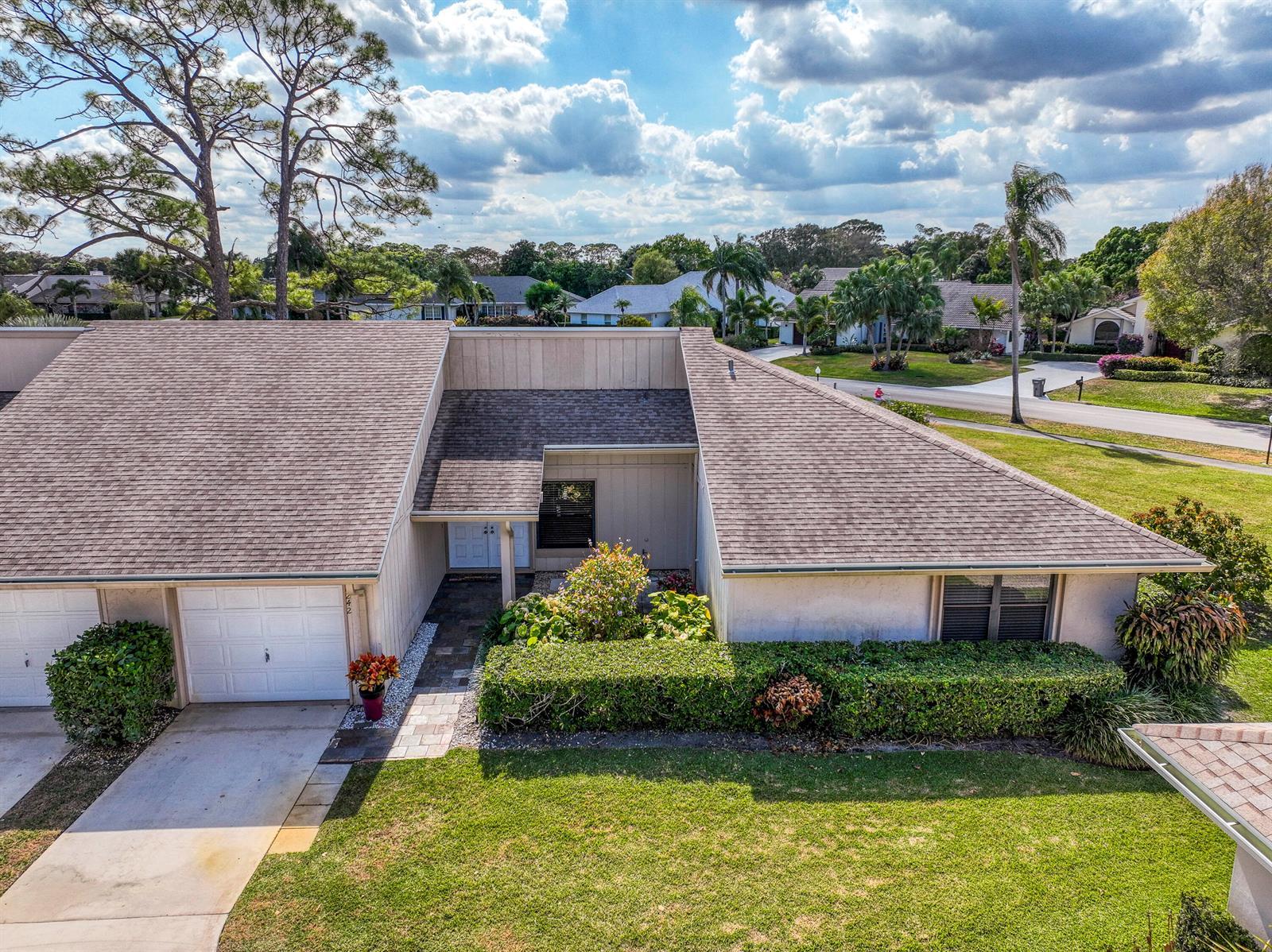 6242 Brandon Street, Palm Beach Gardens FL 33418 photo 2