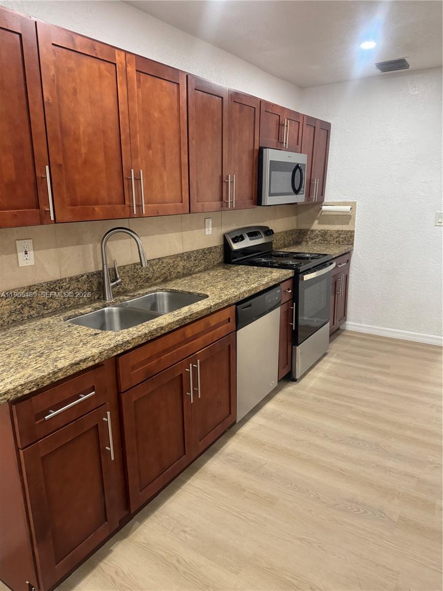 344 SW 80th Ave, Miami FL 33144 photo 5