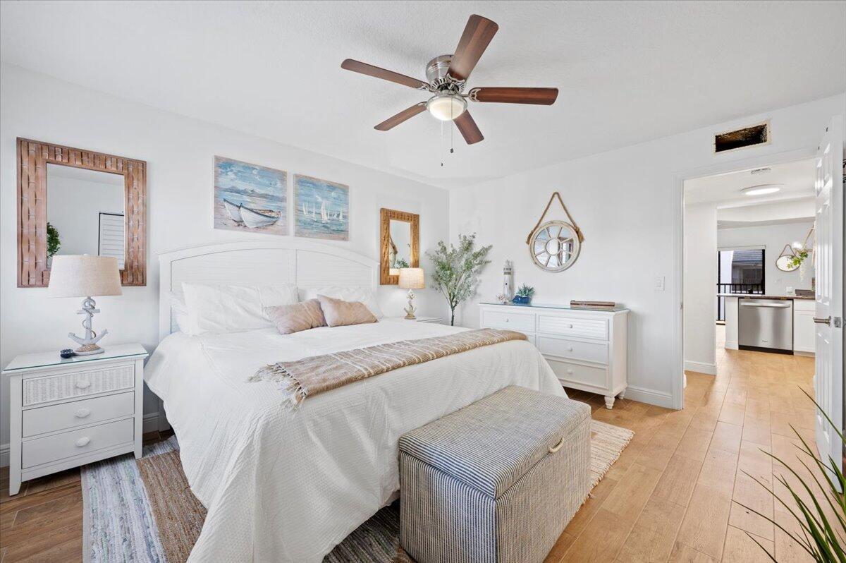 1605 S Us Highway 1 # D404, Jupiter FL 33477