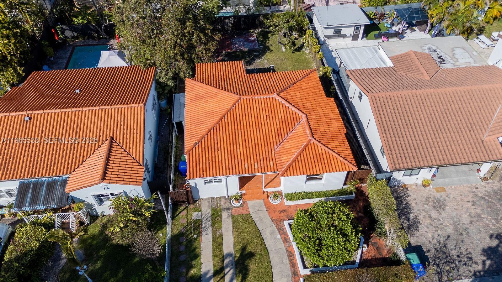 1441 SW 17th St, Miami FL 33145 photo 5
