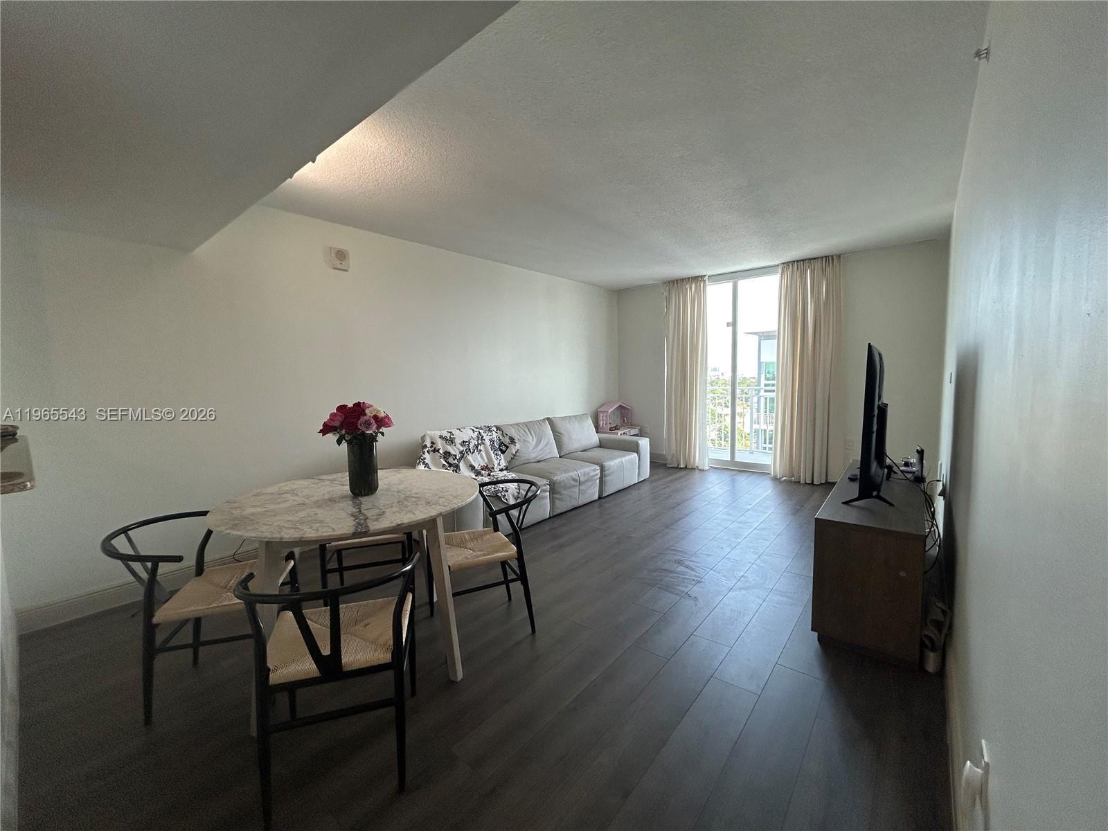 60 NW 37th Ave # 1205, Miami FL 33125 photo 4