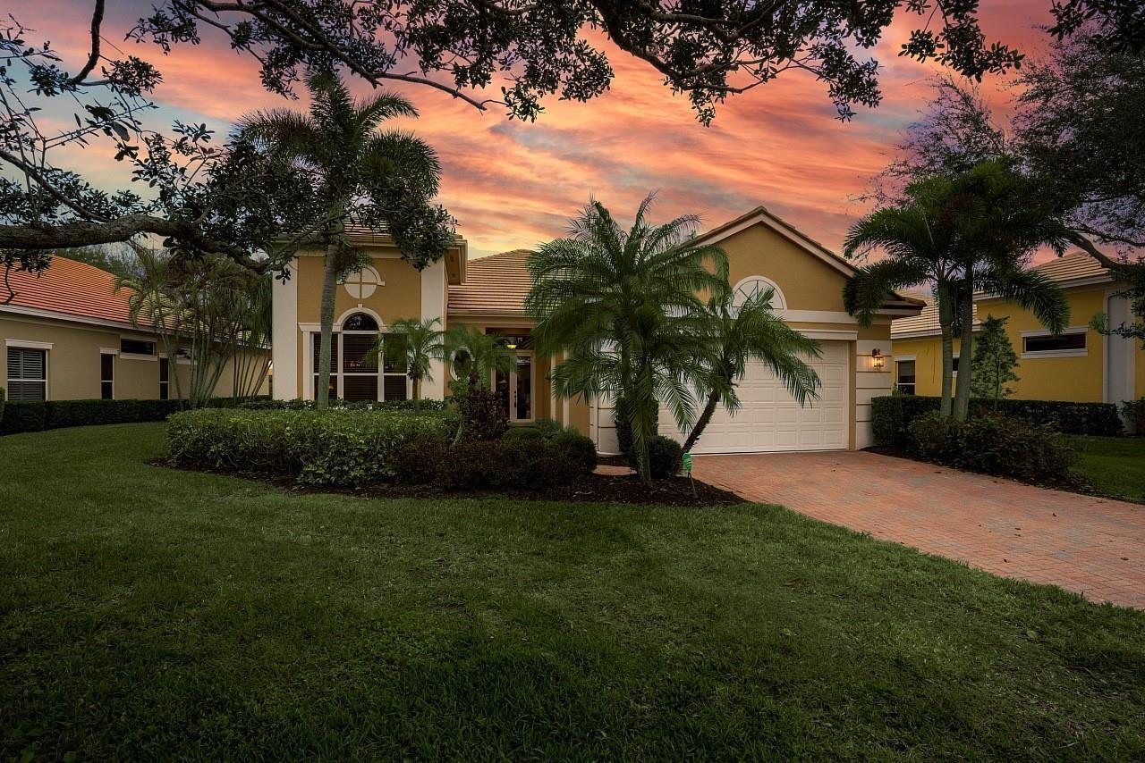 1274 River Reach Drive, Vero Beach FL 32967