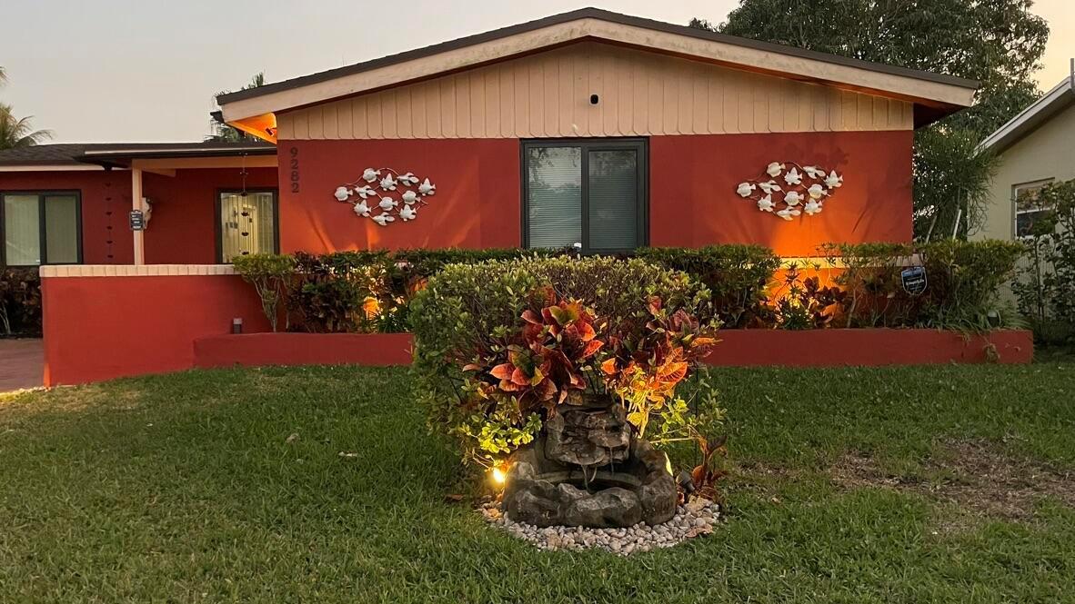 9282 NW 24th Place, Sunrise FL 33322 photo 2