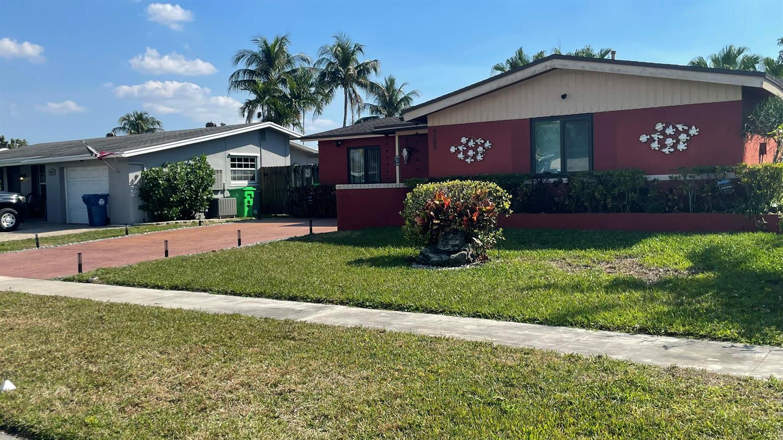 9282 NW 24th Place, Sunrise FL 33322 photo 5