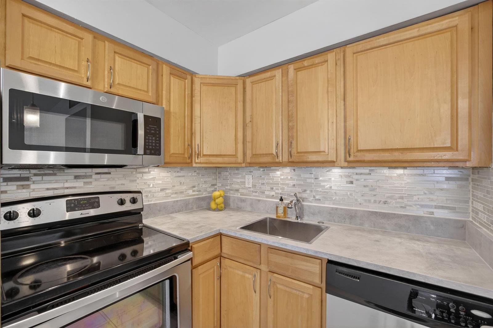 4051 NE 13th Avenue # 3, Fort Lauderdale FL 33334 photo 3