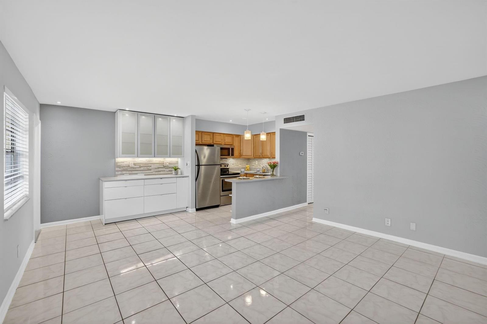 4051 NE 13th Avenue # 3, Fort Lauderdale FL 33334 photo 4