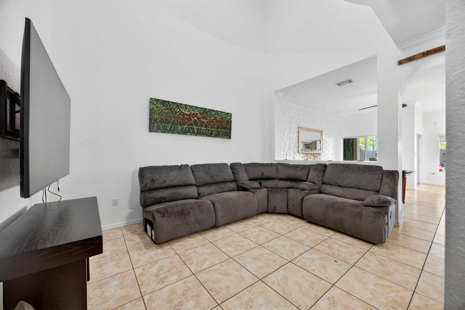 2332 SE 16th Terrace, Homestead FL 33035 photo 5