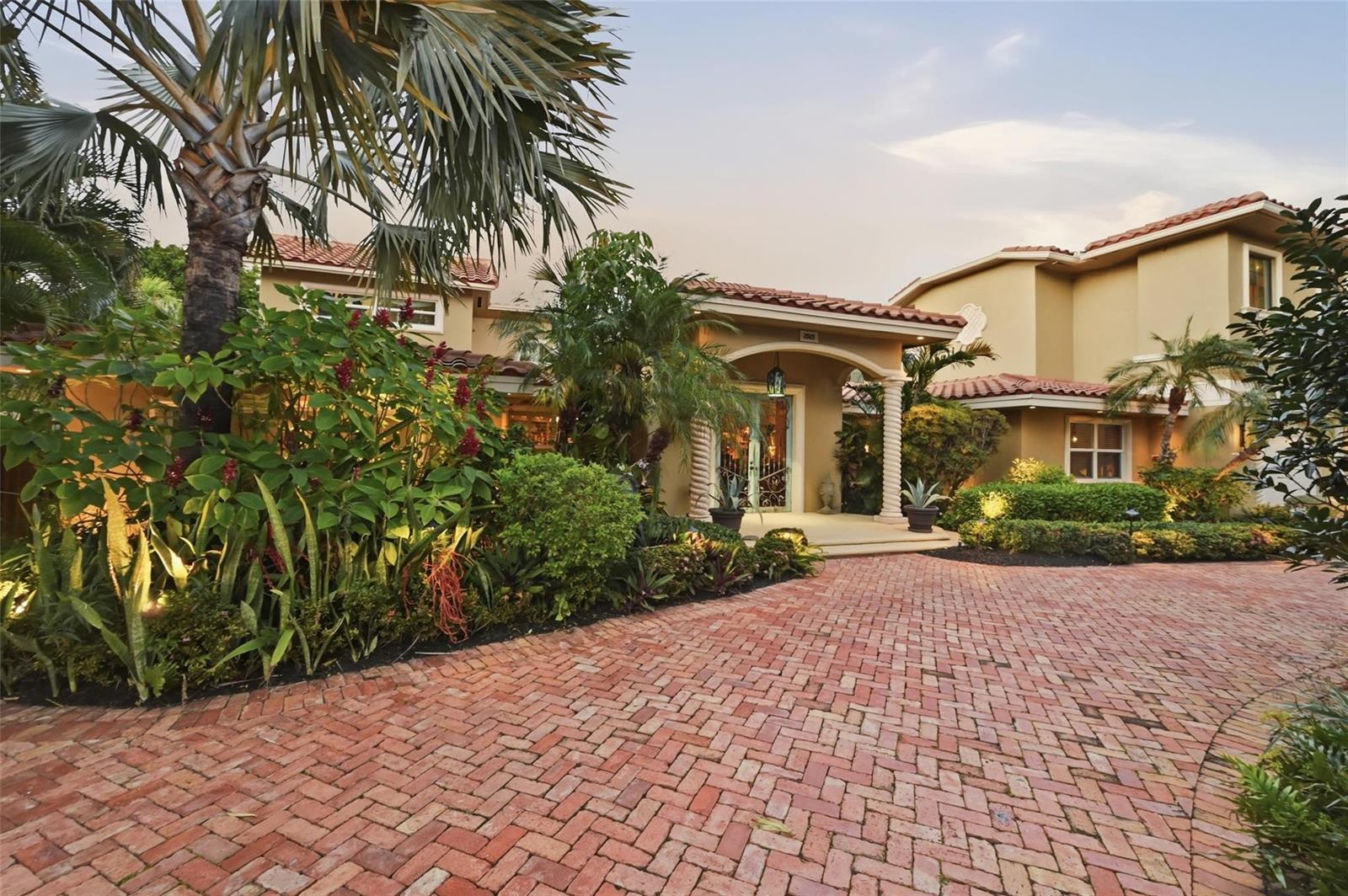 2525 NE 21st Court, Fort Lauderdale FL 33305 photo 2