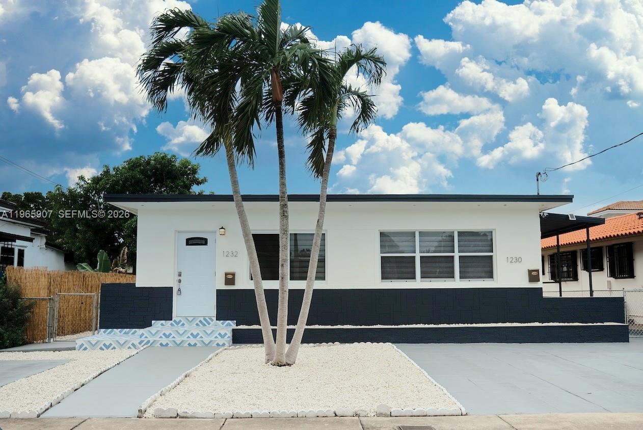 1232 SW 30th Pl, Miami FL 33135
