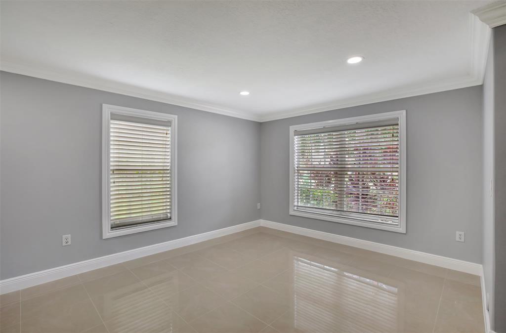 2355 NW 138th Drive, Sunrise FL 33323 photo 4