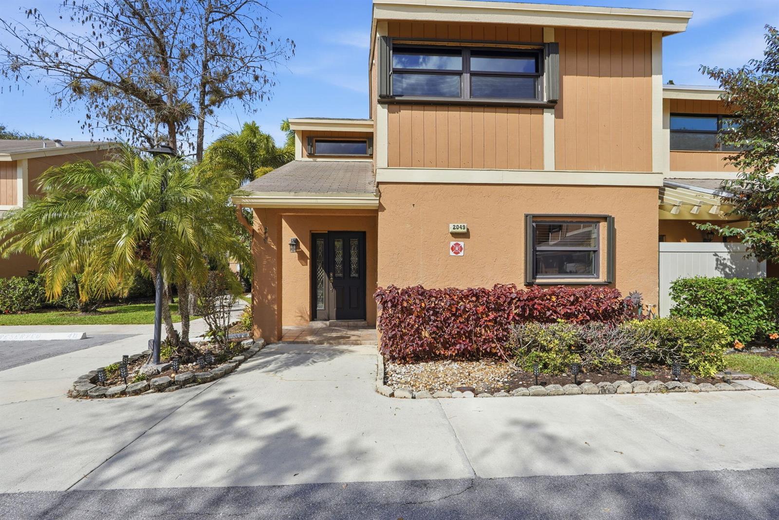 2049 NW 45th Avenue, Coconut Creek FL 33066