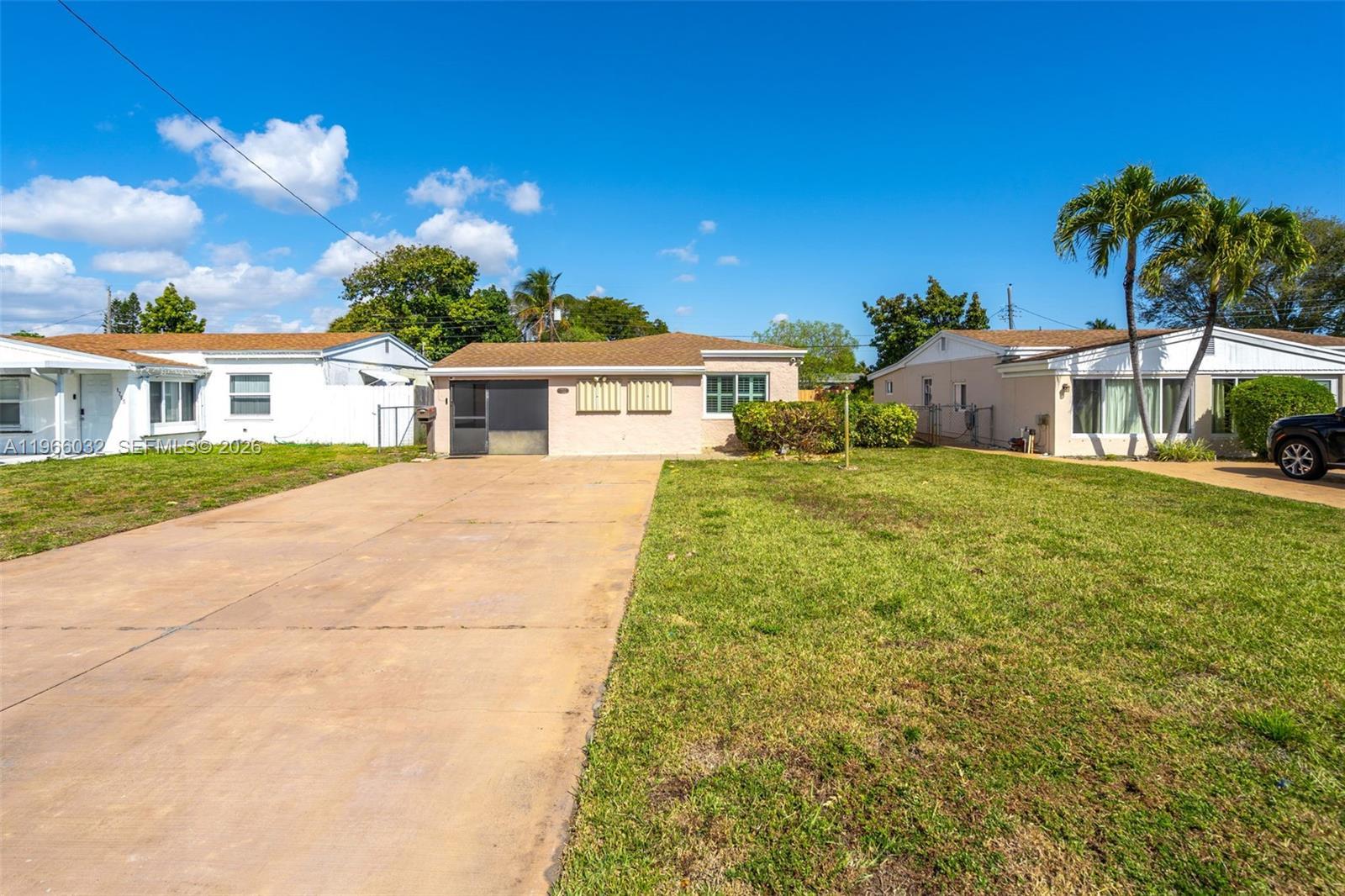 1763 NE 180th St, North Miami Beach FL 33162 photo 2