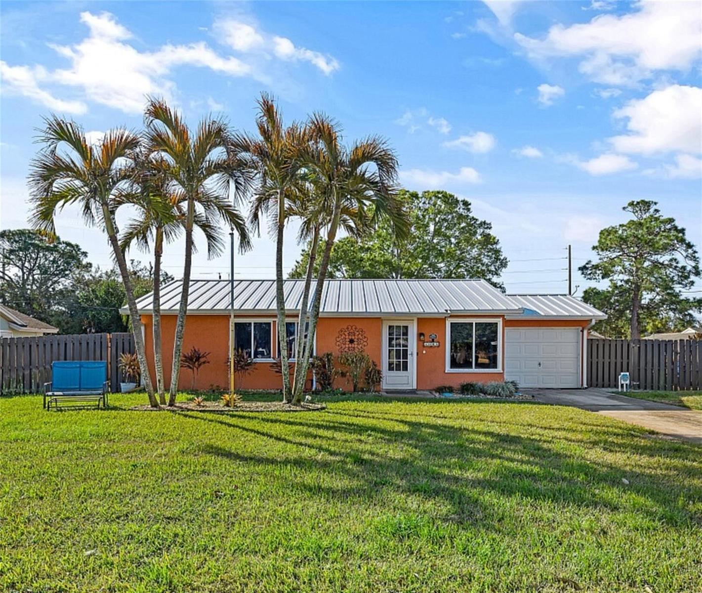 1085 24th Place, Vero Beach FL 32962