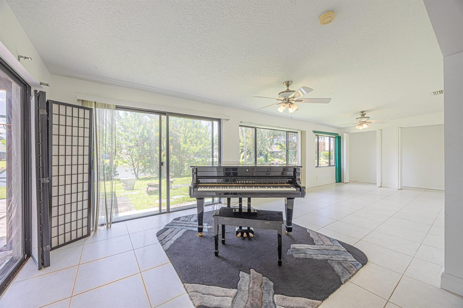 9453 Burlington Place, Boca Raton FL 33434 photo 2
