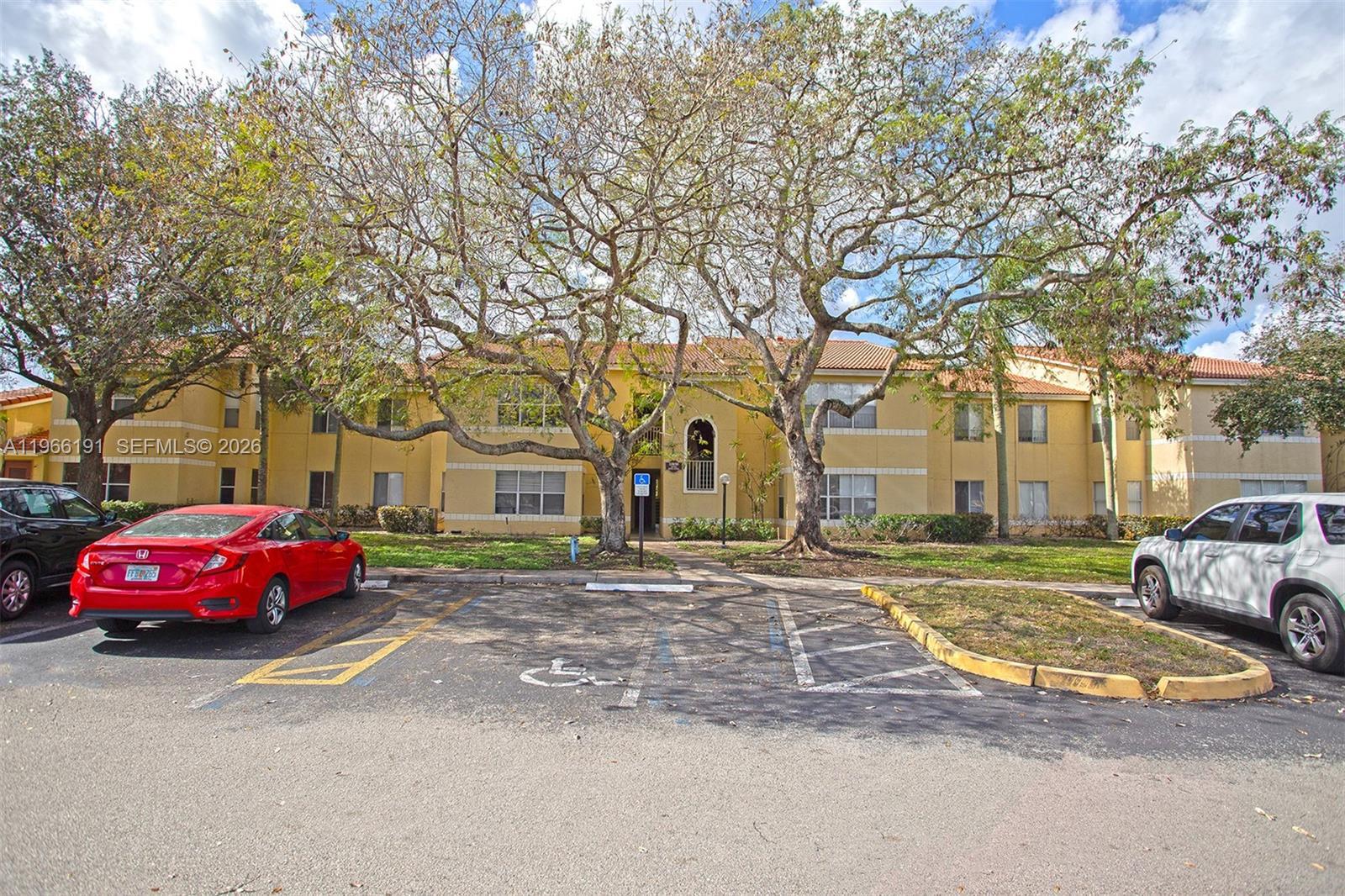 12650 Vista Isles Dr # 926, Sunrise FL 33325