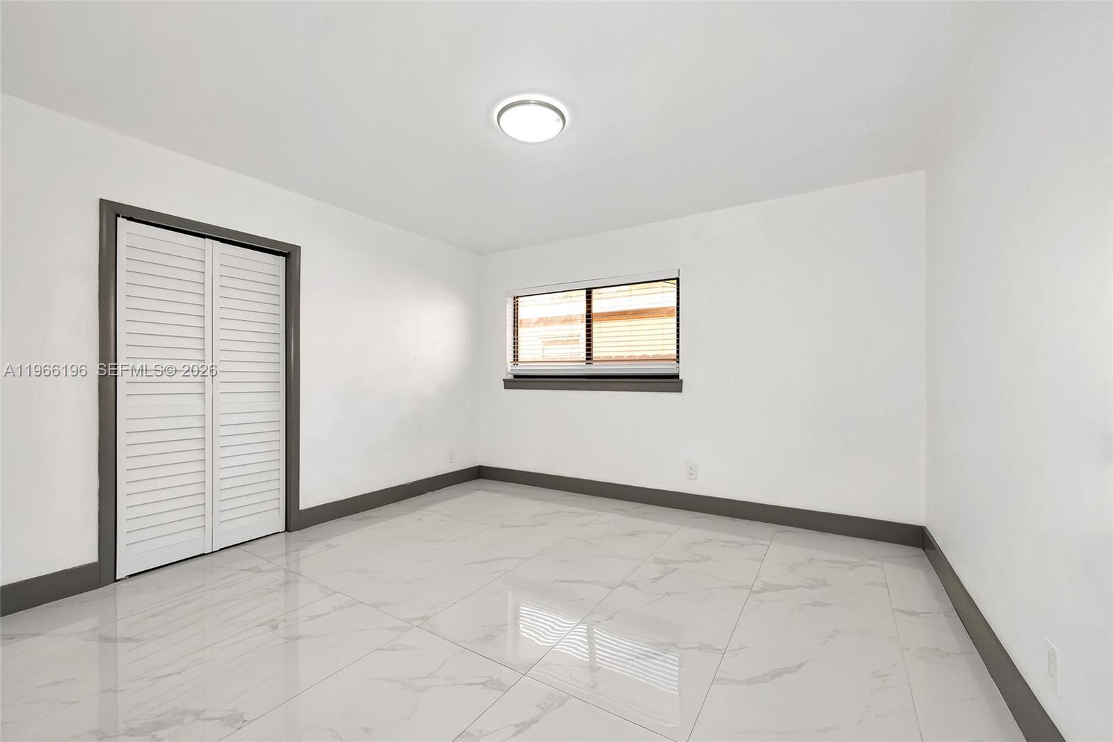 2221 Charleston St, Hollywood FL 33020 photo 5