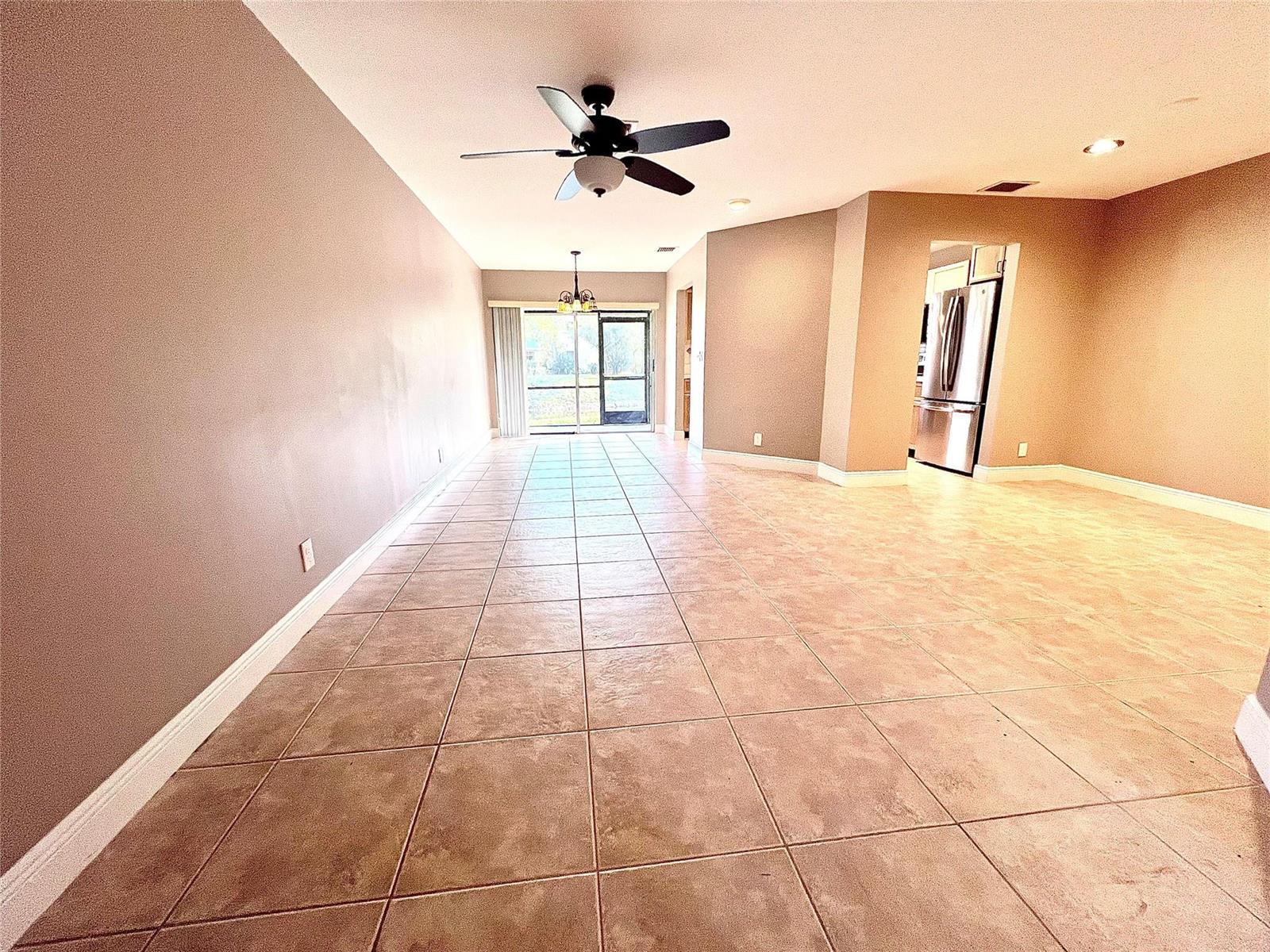2246 Discovery Circle, Deerfield Beach FL 33442 photo 2