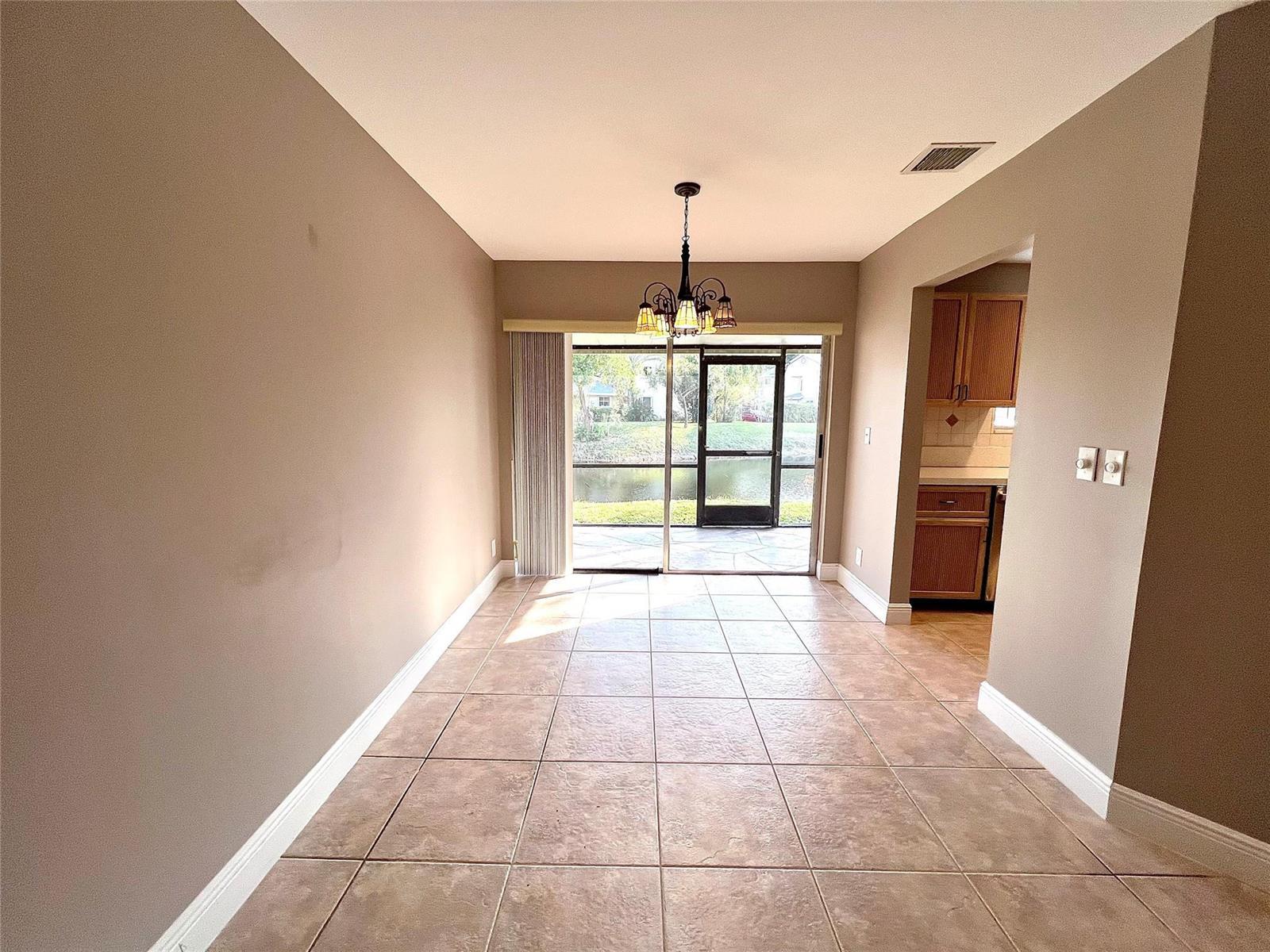 2246 Discovery Circle, Deerfield Beach FL 33442 photo 5