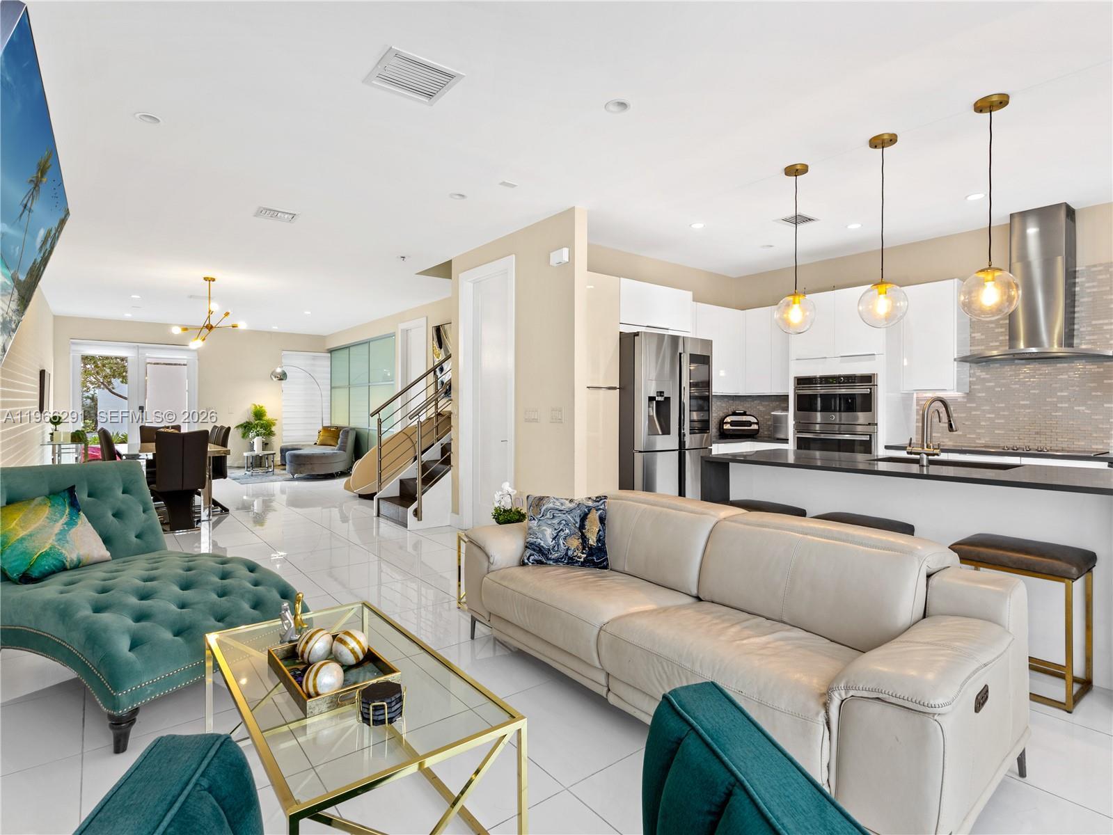6420 NW 105th Pl, Doral FL 33178 photo 4