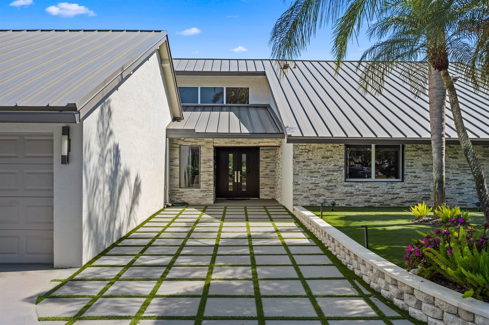 4655 Cherry Laurel Lane, Delray Beach FL 33445 photo 2