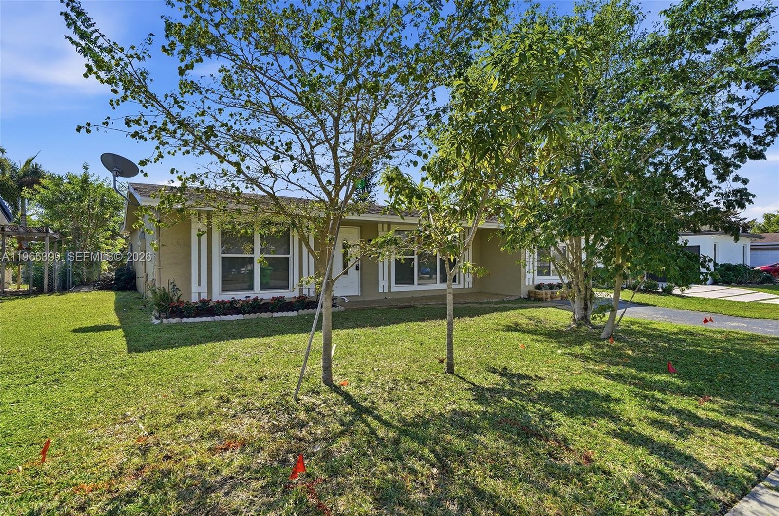 11420 NW 32nd Pl, Sunrise FL 33323 photo 3