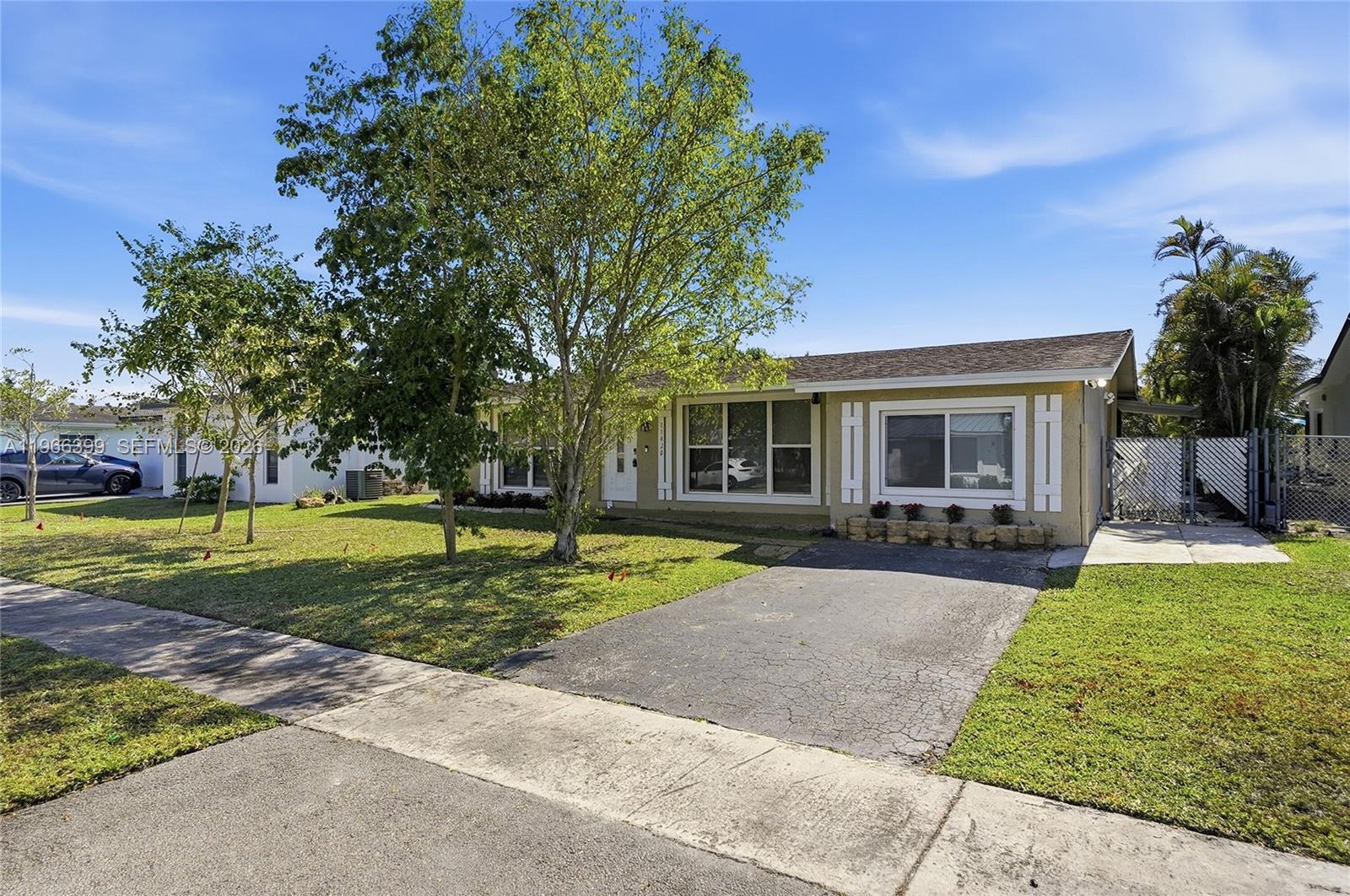 11420 NW 32nd Pl, Sunrise FL 33323