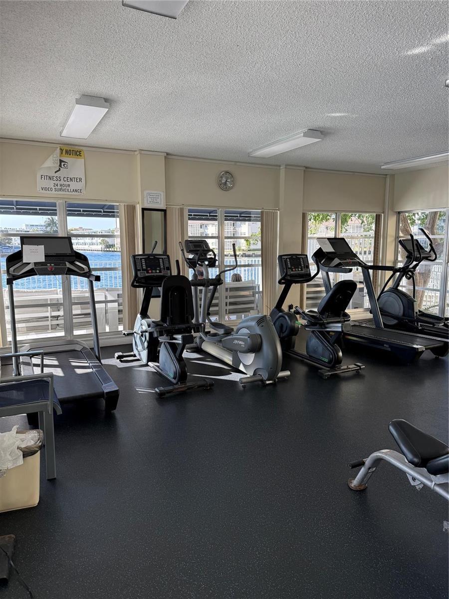 1849 S Ocean Drive, Hallandale Beach FL 33009 photo 4