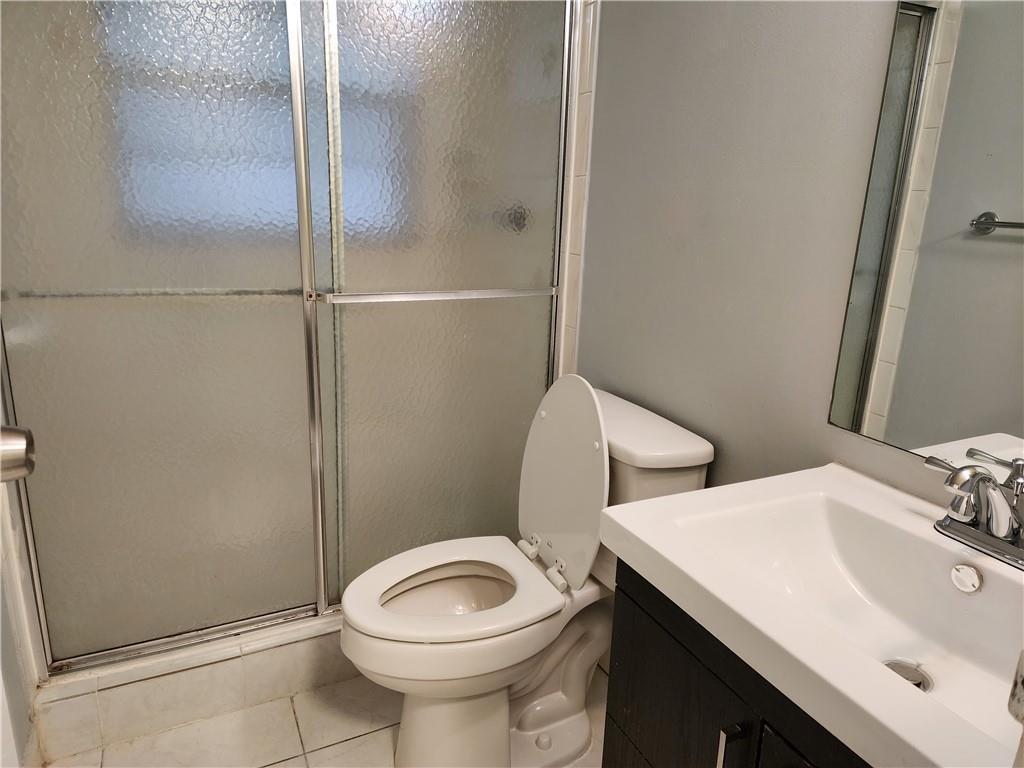 1005 Country Club Drive # 207, Margate FL 33063 photo 4