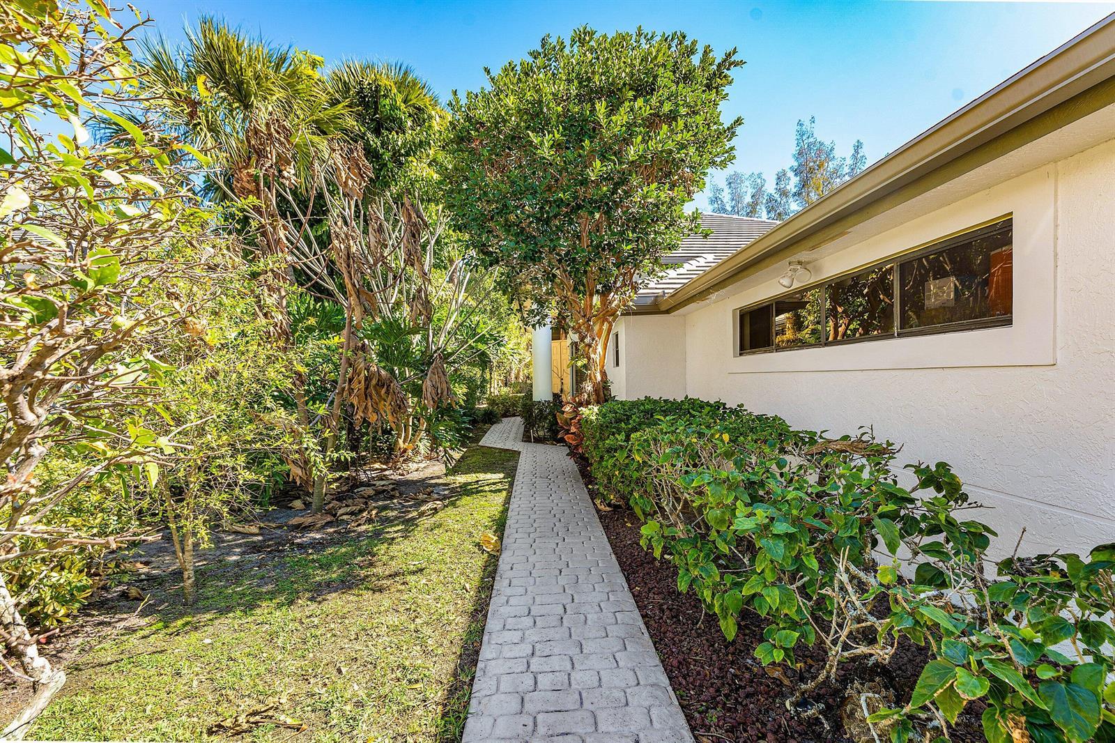 1120 Sand Drift Way # A, West Palm Beach FL 33411 photo 5