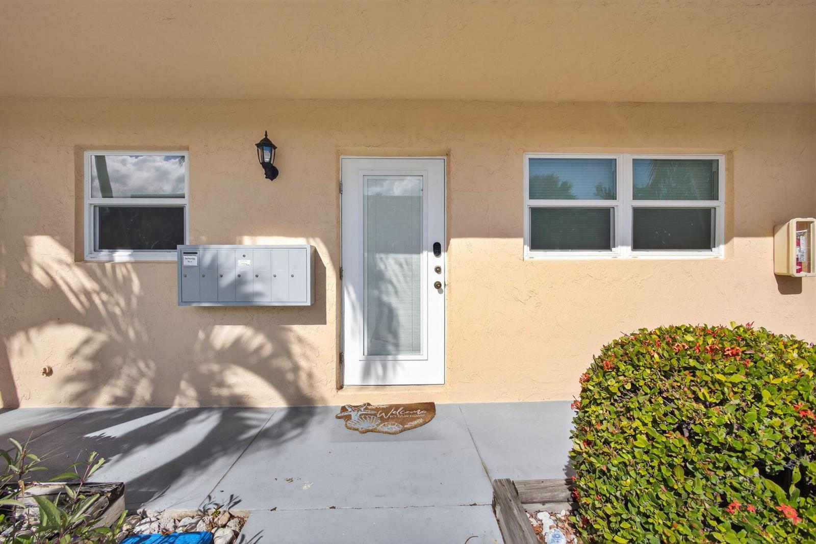 2950 SE Ocean Blvd Boulevard, Stuart FL 34996 photo 3