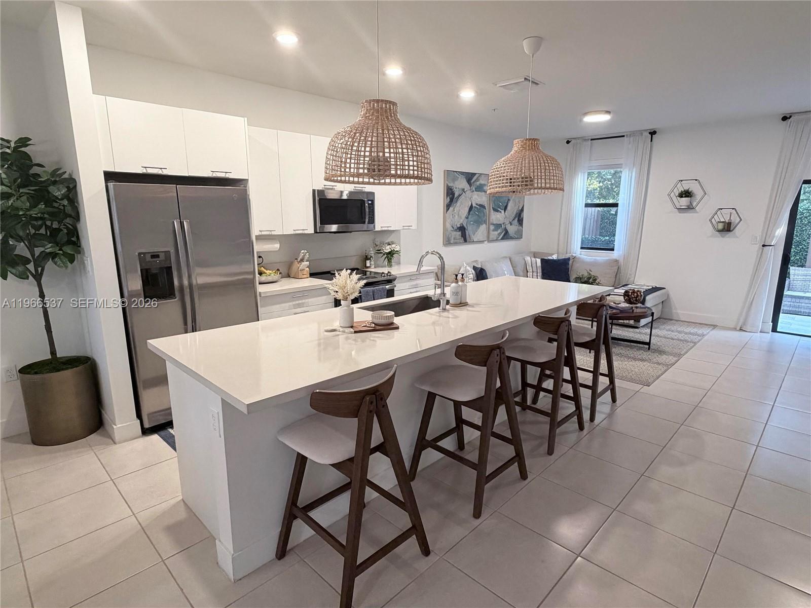 10407 NW 82nd St # 5, Doral FL 33178 photo 2