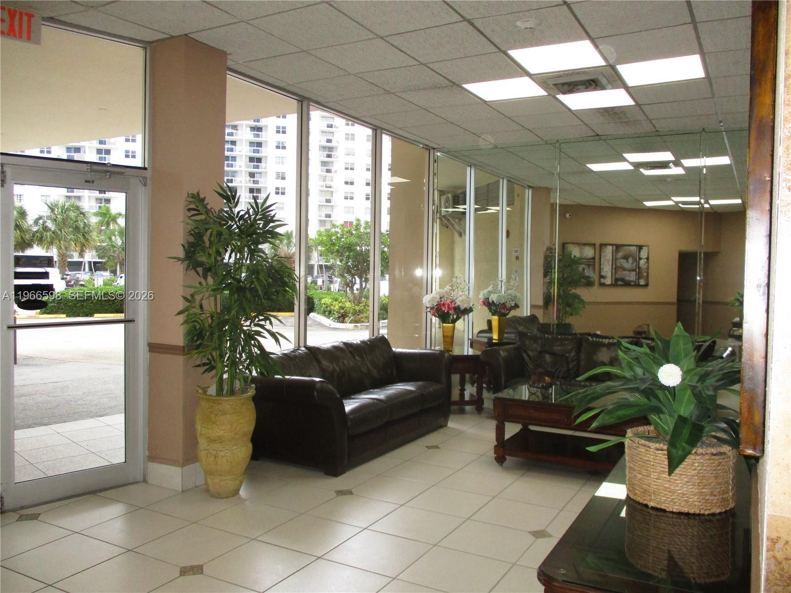 1825 S Ocean Dr # 505, Hallandale Beach FL 33009 photo 4
