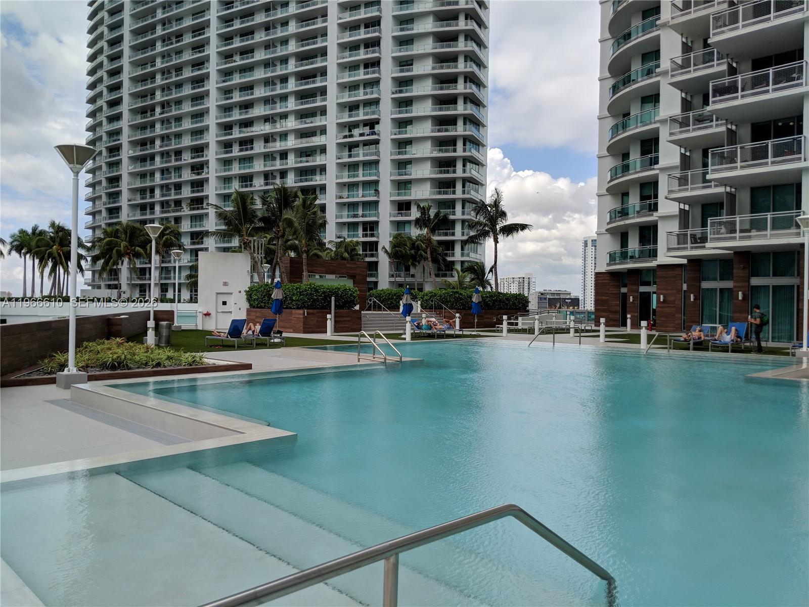 350 S Miami Ave # 1901, Miami FL 33130 photo 5