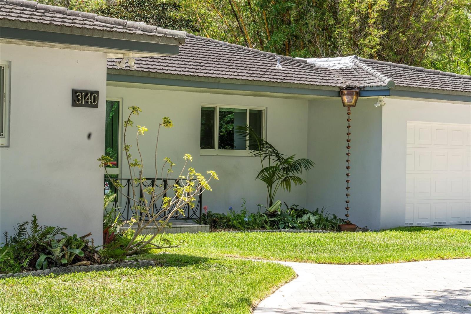 3140 Calle Largo Drive, Hollywood FL 33021 photo 3
