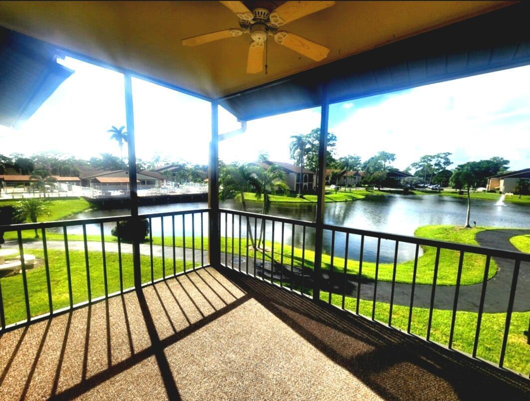 209 Pine Hov Circle # 2, FL 33463