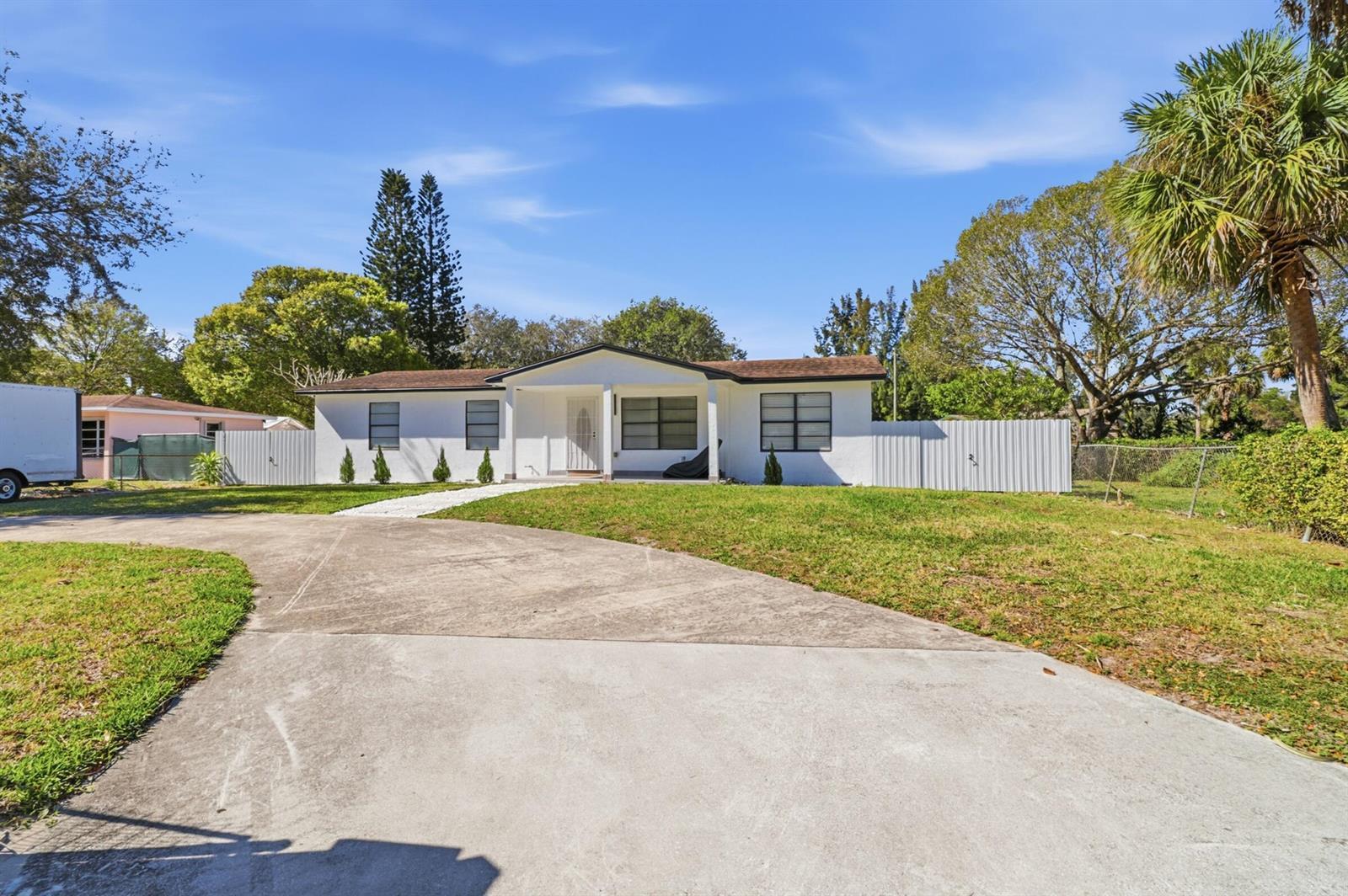 695 Dixie Lane, West Palm Beach FL 33415