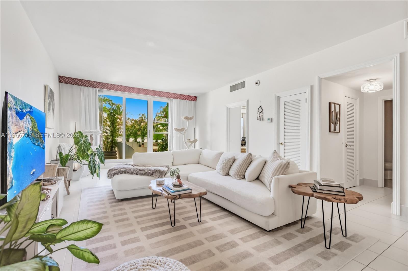 5001 Collins Ave # 1K, Miami Beach FL 33140 photo 2