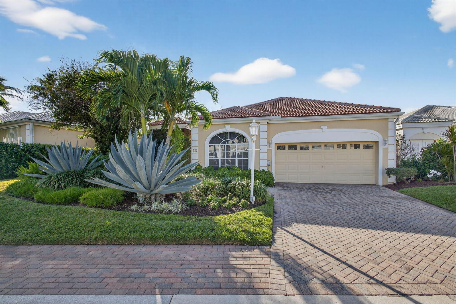 203 Coral Cay Terrace, Palm Beach Gardens FL 33418