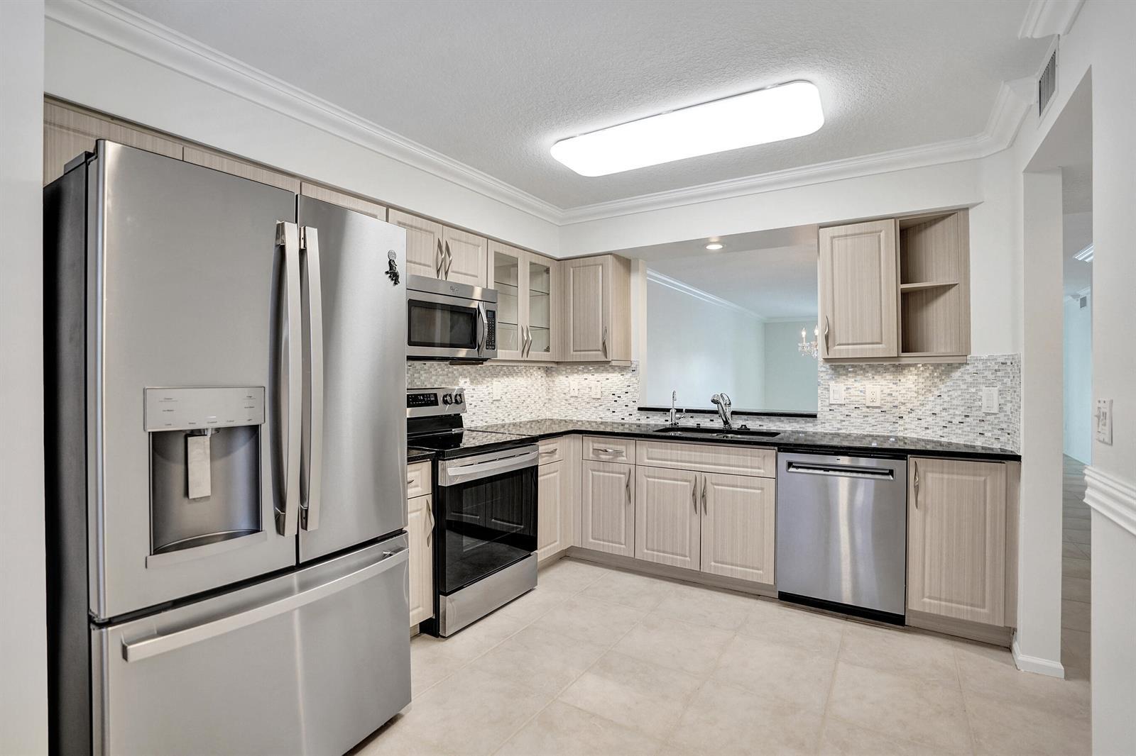 5777 Gemstone Court # 207, Boynton Beach FL 33437 photo 5