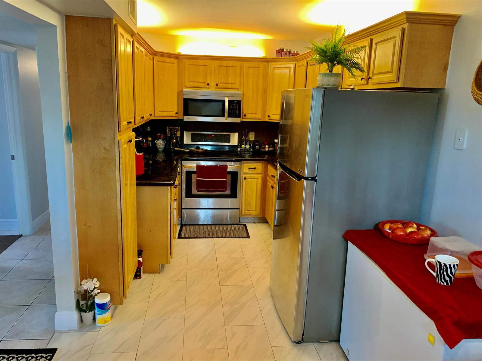 1116 Green Pine Boulevard # G1, West Palm Beach FL 33409 photo 5