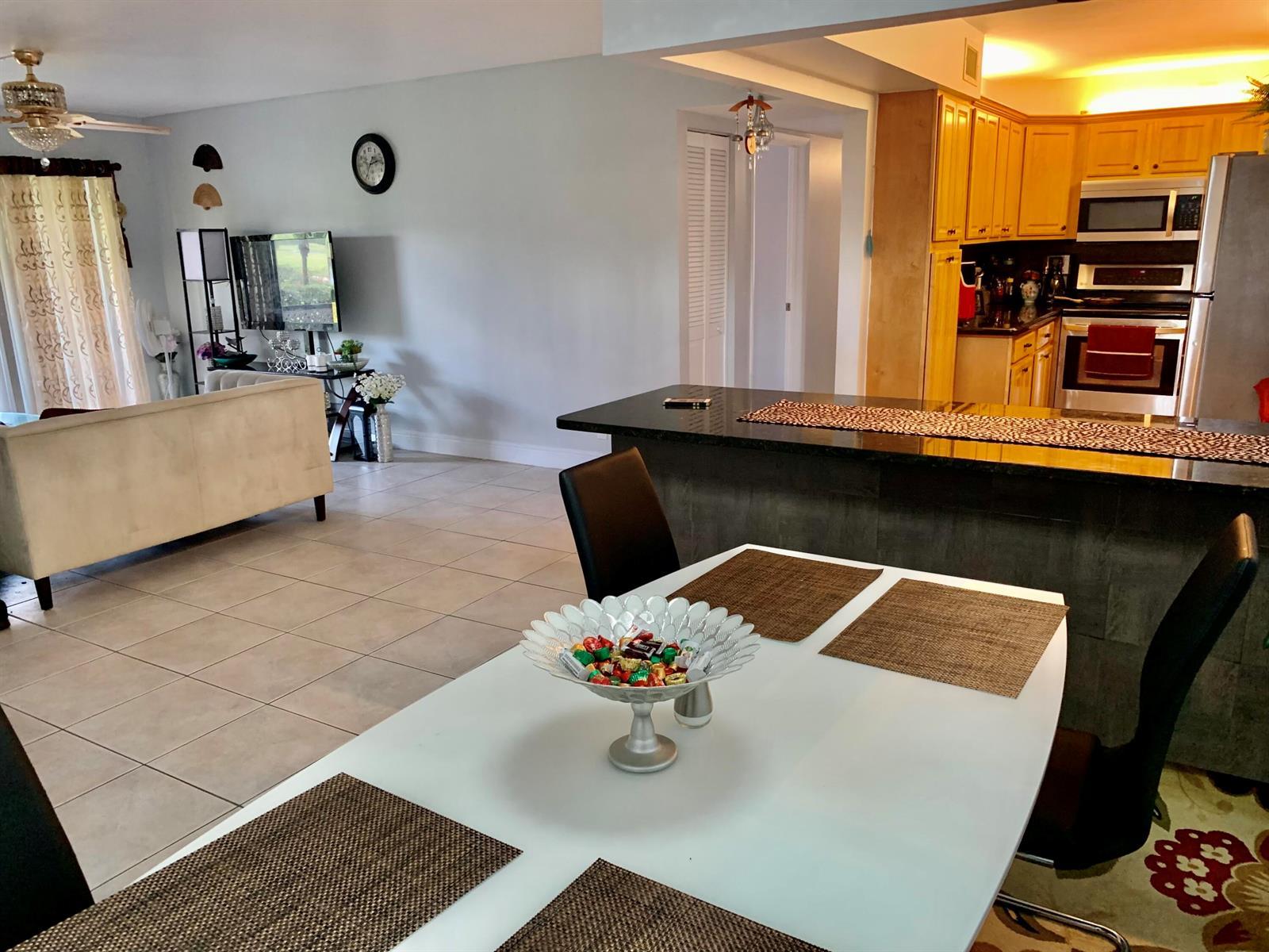 1116 Green Pine Boulevard # G1, West Palm Beach FL 33409 photo 4