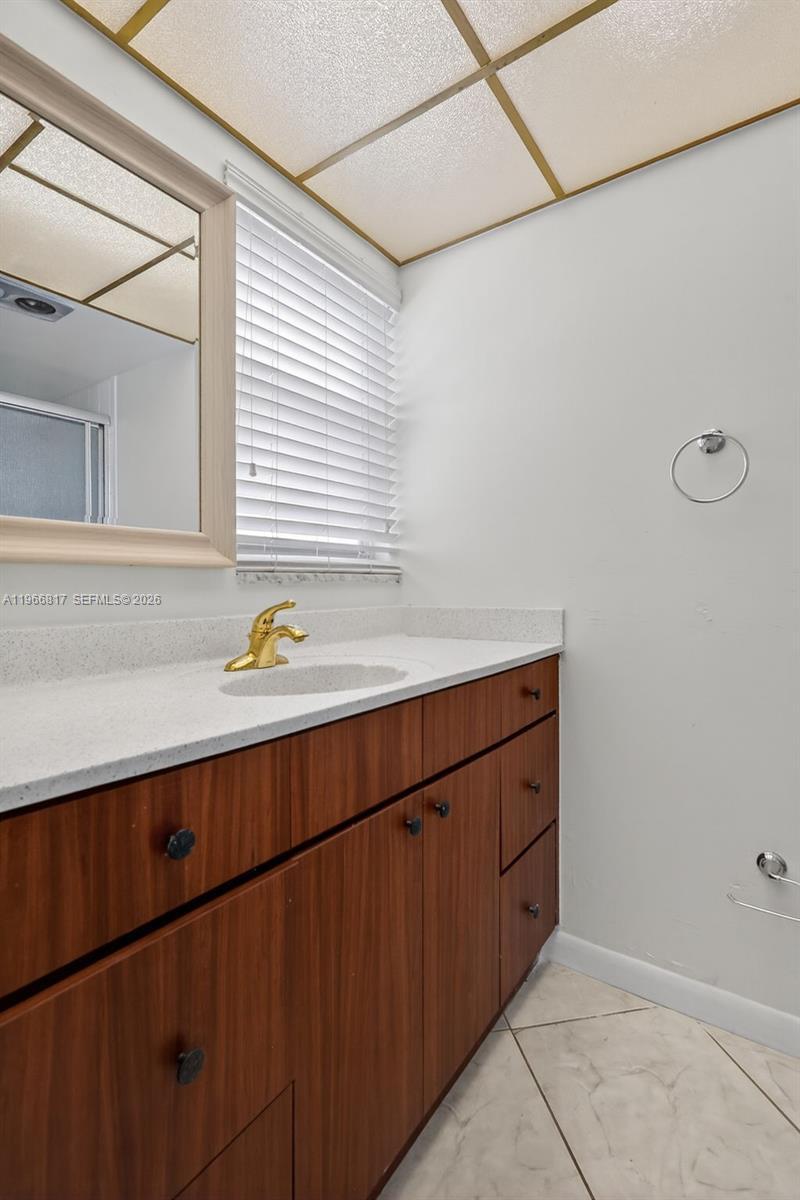 421 NE 14th Ave # 608, Hallandale Beach FL 33009 photo 5