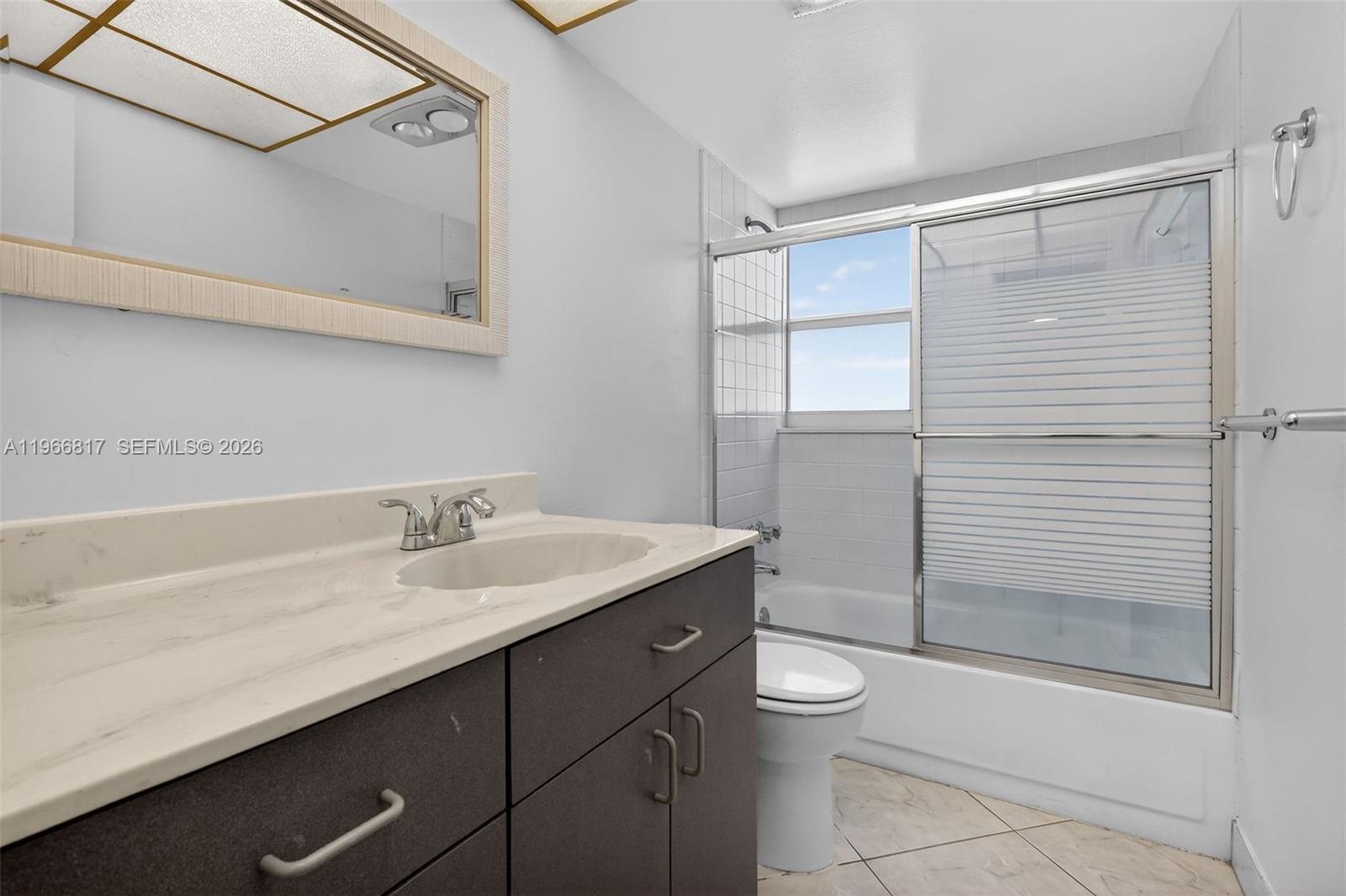 421 NE 14th Ave # 608, Hallandale Beach FL 33009 photo 4