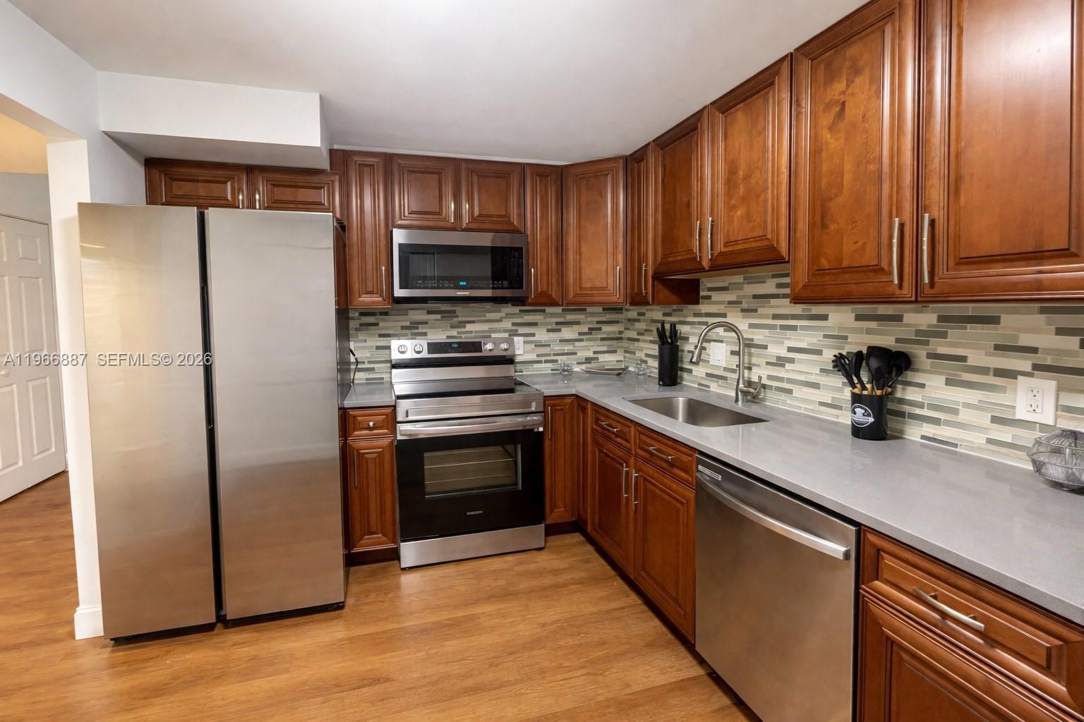 16571 Blatt Blvd # 204, Weston FL 33326 photo 2