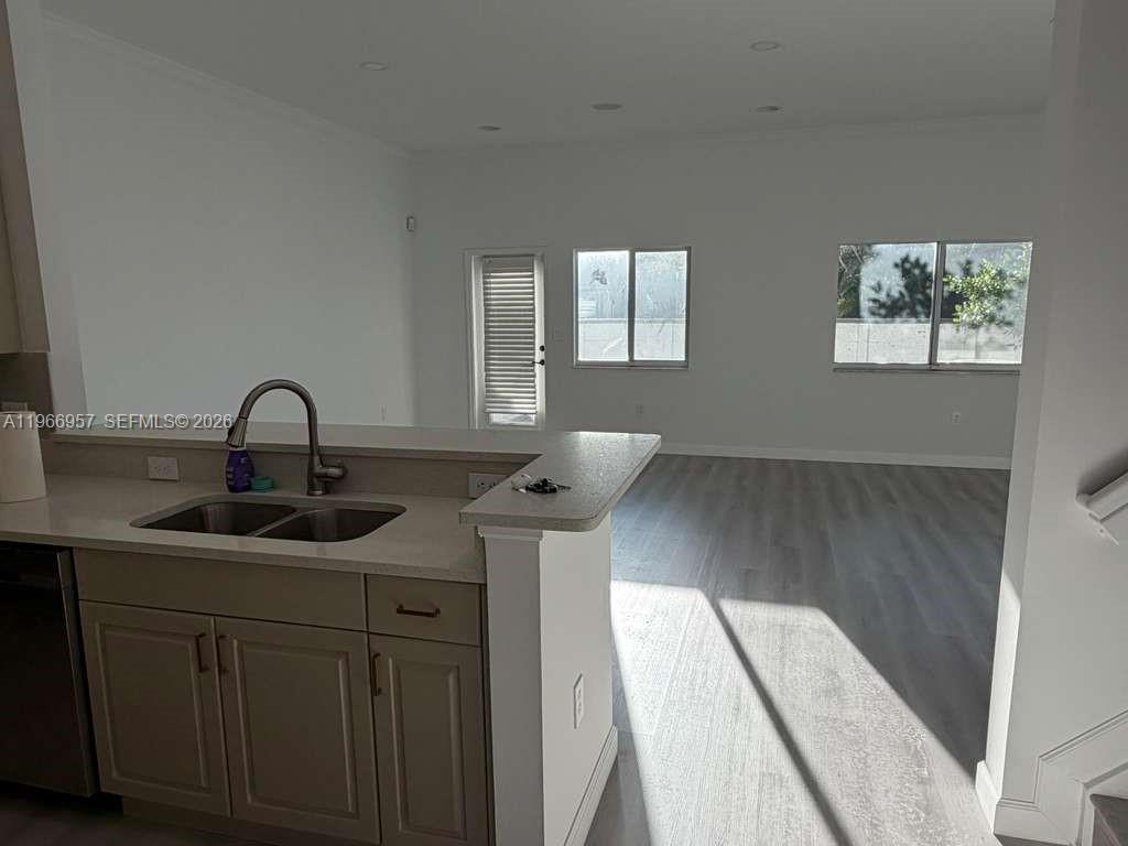 2704 Treasure Cove Cir, Dania Beach FL 33312 photo 5